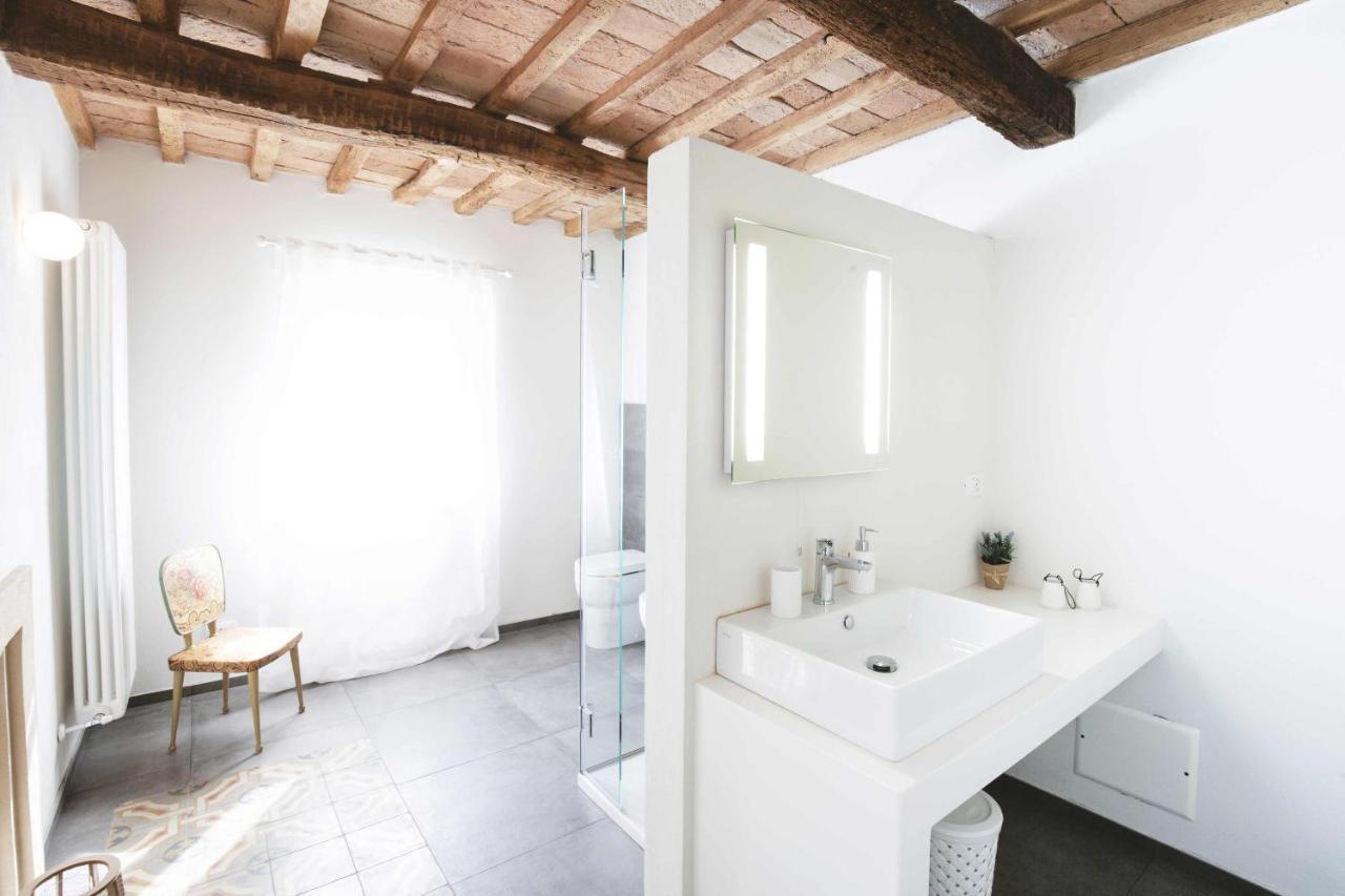 Dimora Della Rocca Bed & Breakfast Costigliole d'Asti Luaran gambar